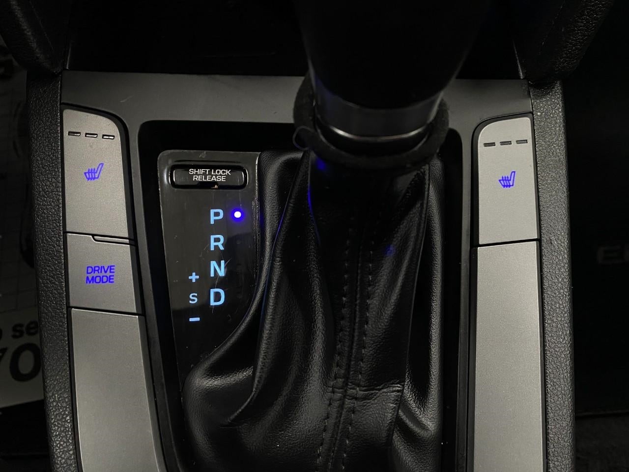 2019 Hyundai ELANTRA Limited Auto