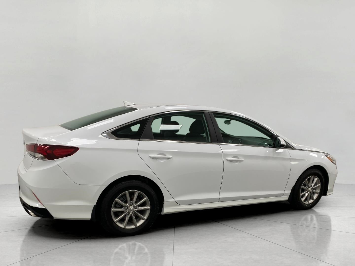 2019 Hyundai SONATA SE 2.4L