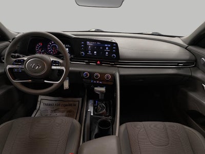 2023 Hyundai ELANTRA SE IVT