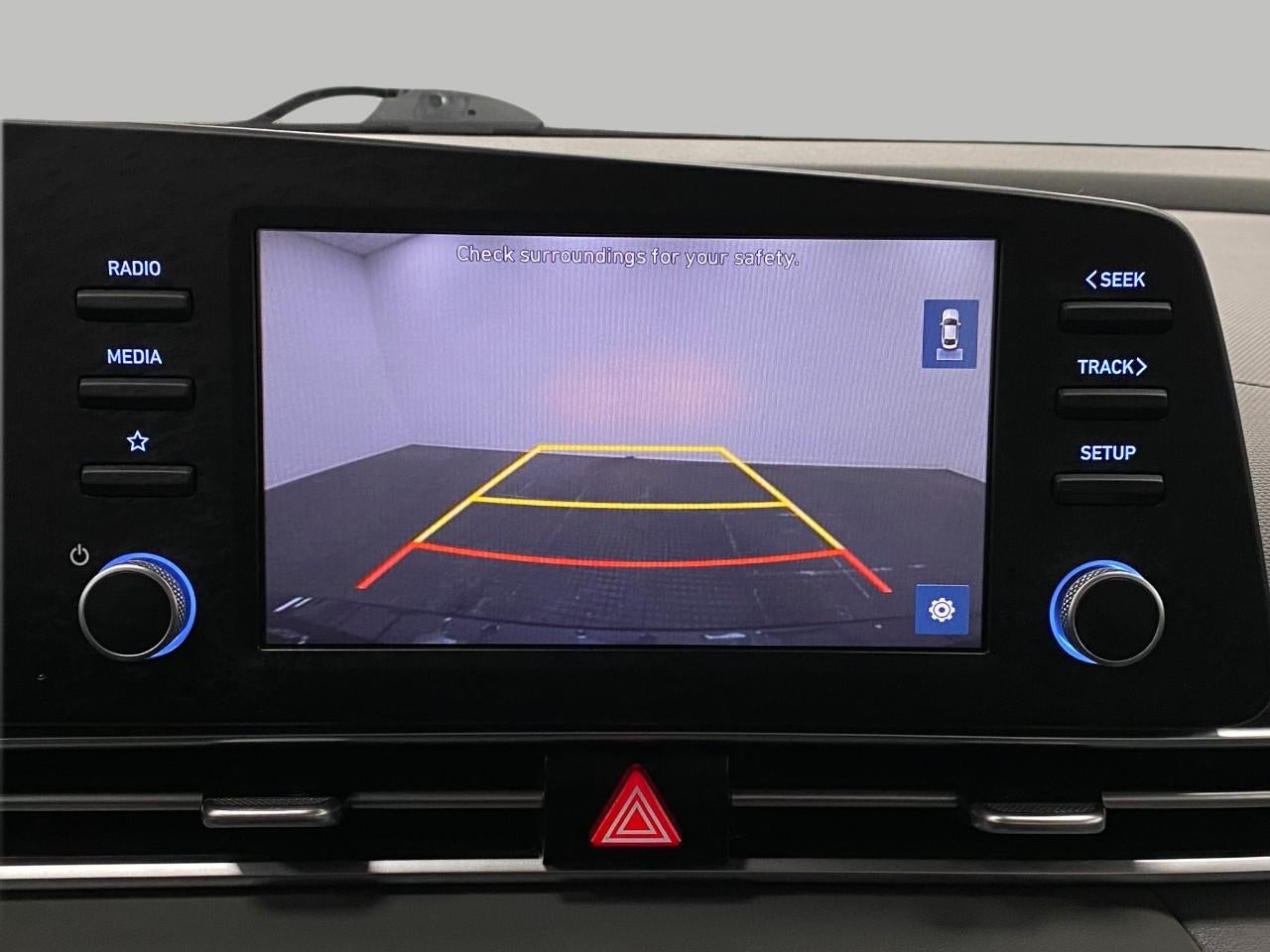 2023 Hyundai ELANTRA SE IVT