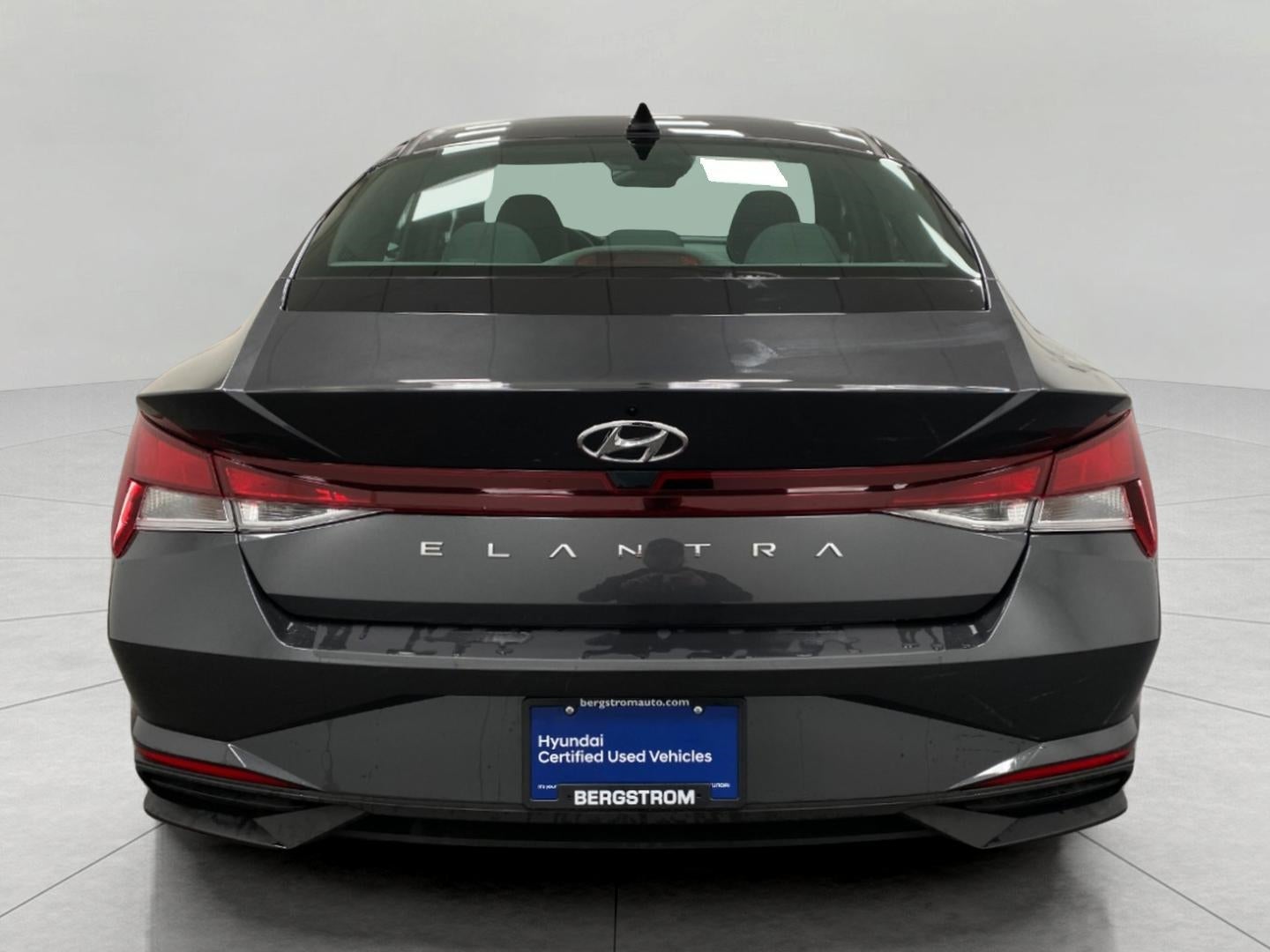2023 Hyundai ELANTRA SE IVT
