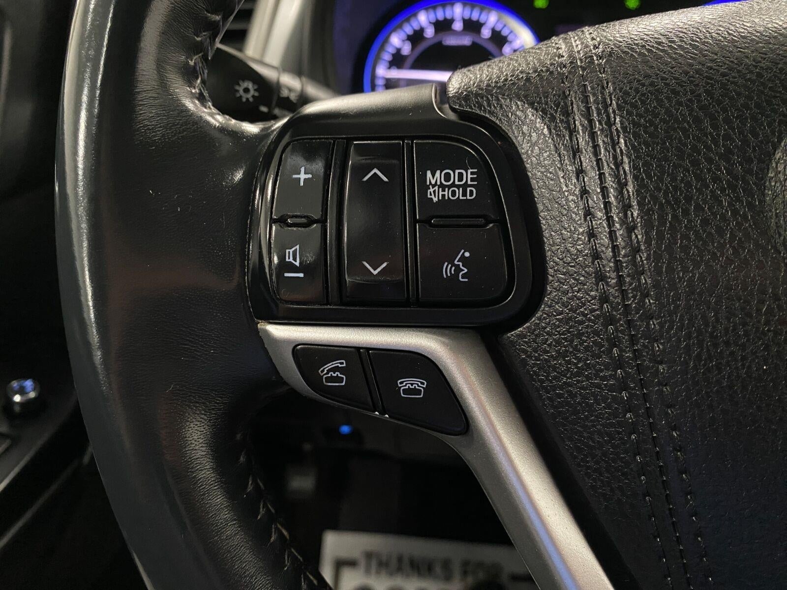 2016 Toyota Highlander AWD 4dr V6 XLE