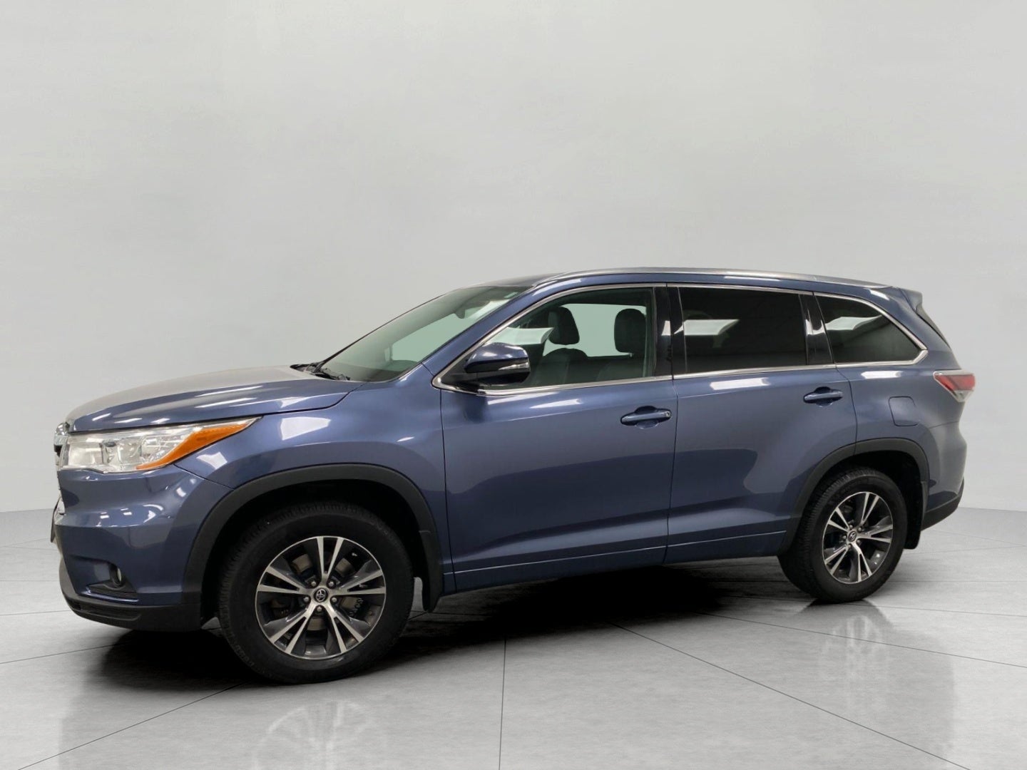 2016 Toyota Highlander AWD 4dr V6 XLE