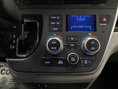 2016 Toyota SIENNA XLE 8-PASSENGER