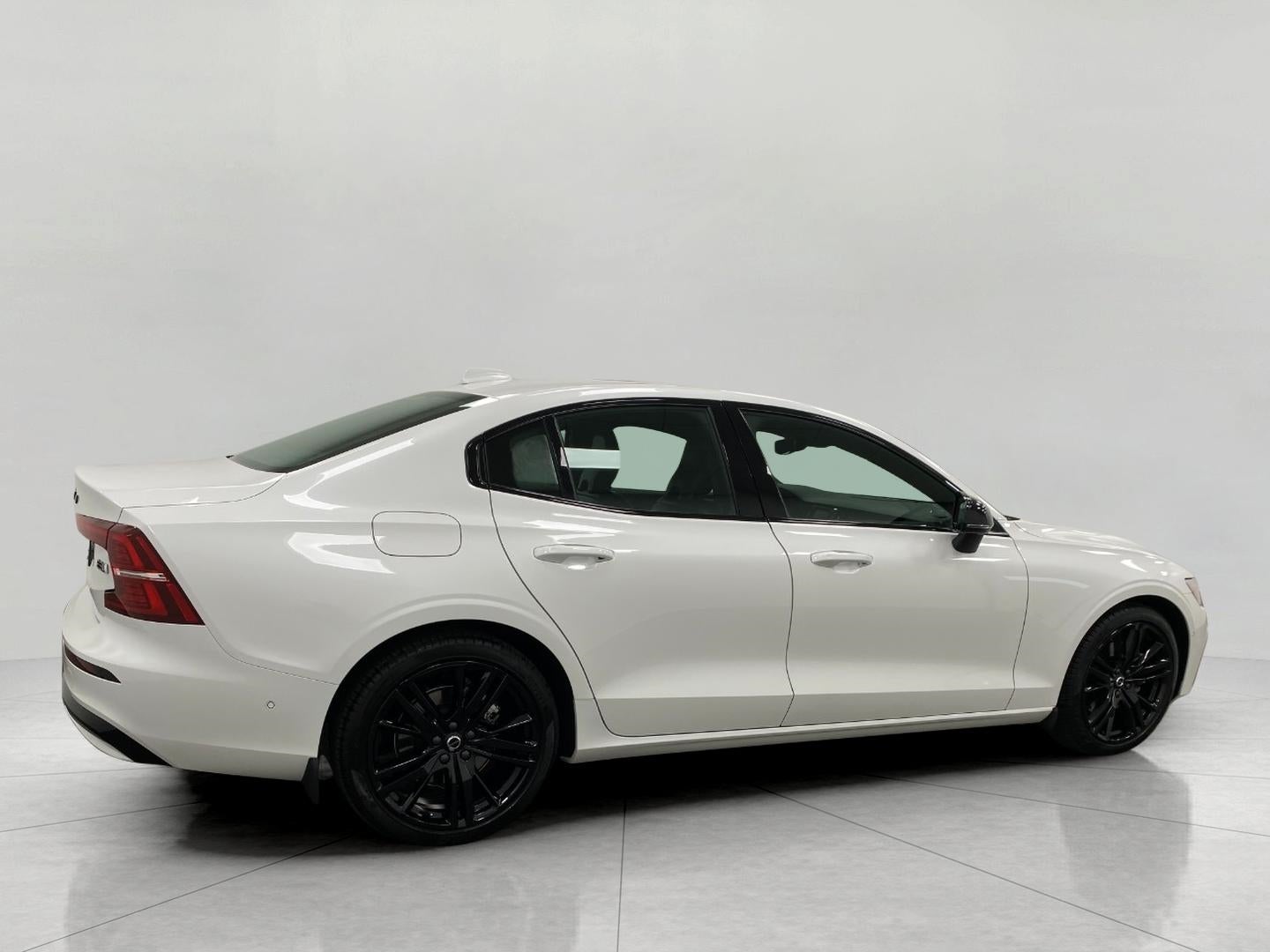 2023 Volvo S60 B5 AWD Plus Black Edition