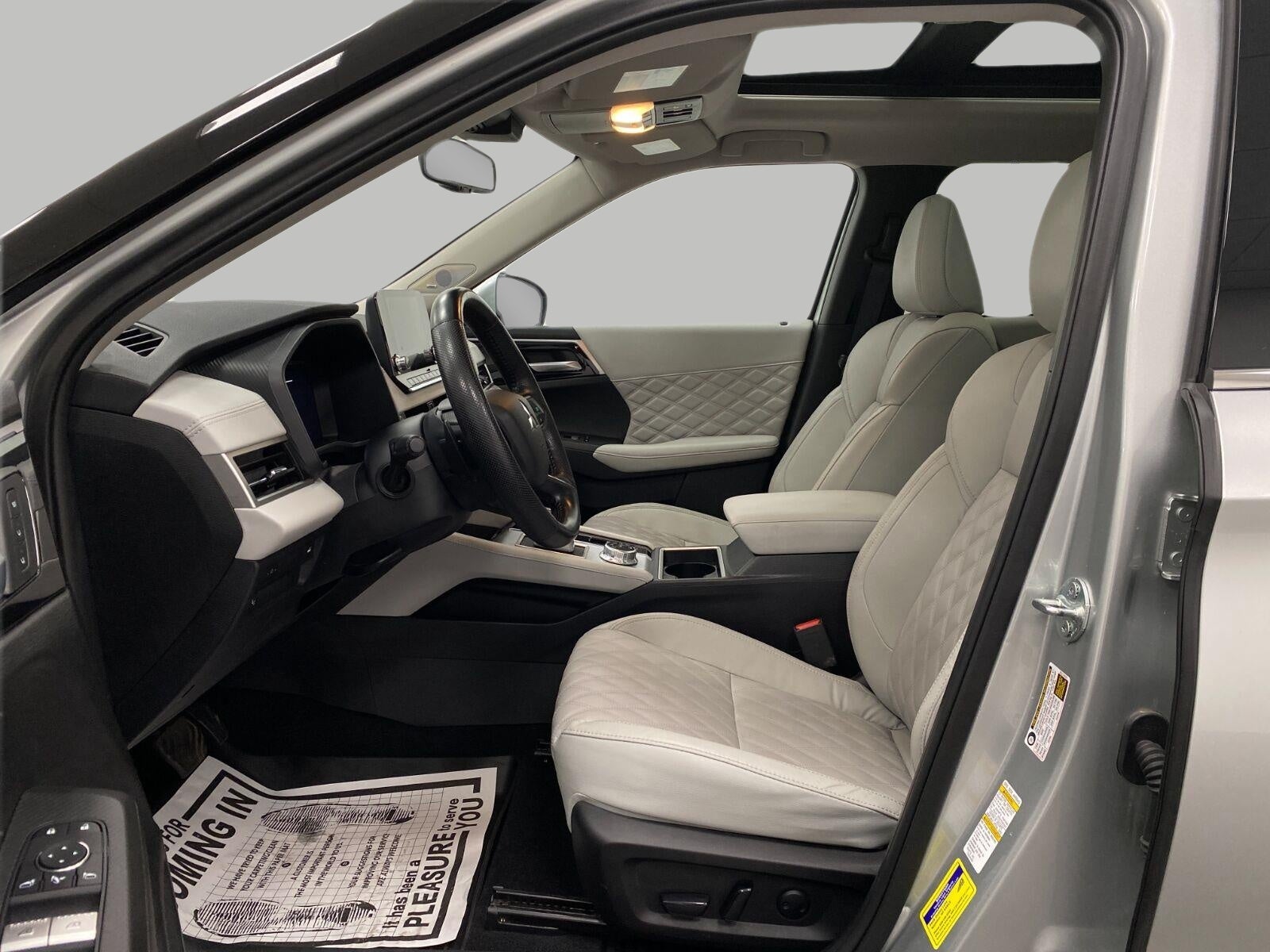 2024 Mitsubishi Outlander SEL Platinum Edition S-AWC