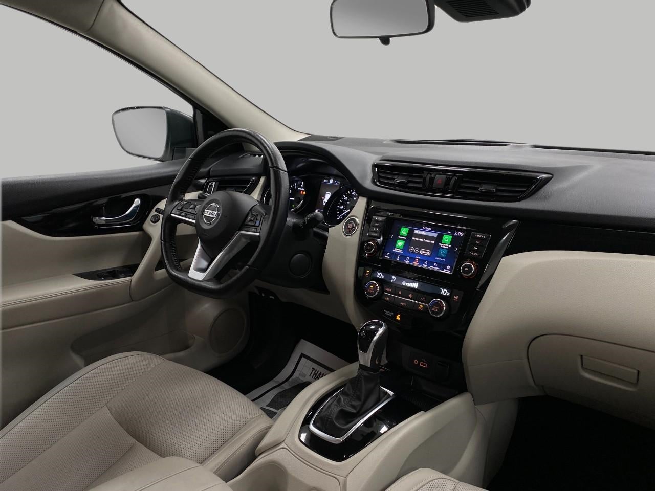 2022 Nissan Rogue Sport AWD SL