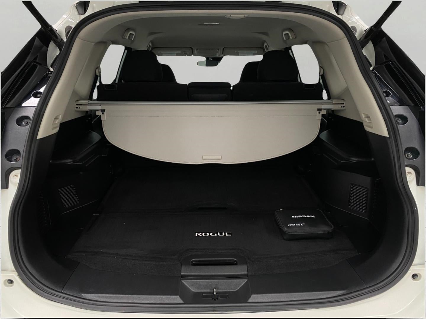 2020 Nissan Rogue AWD SV