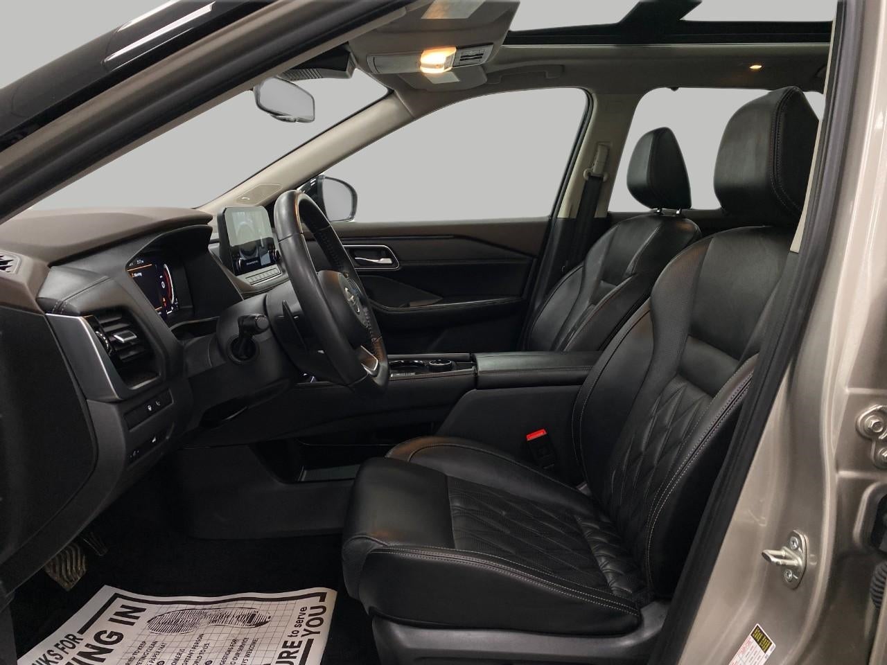 2021 Nissan Rogue AWD Platinum
