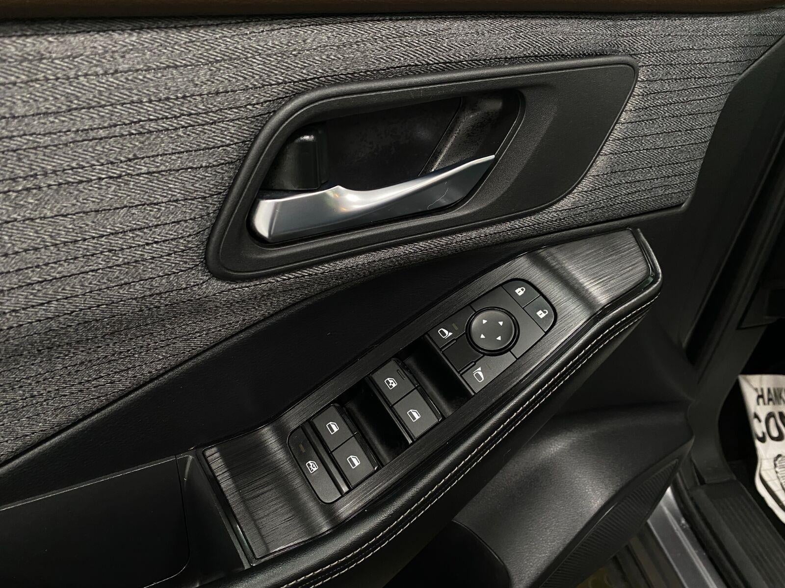 2023 Nissan Rogue AWD SV