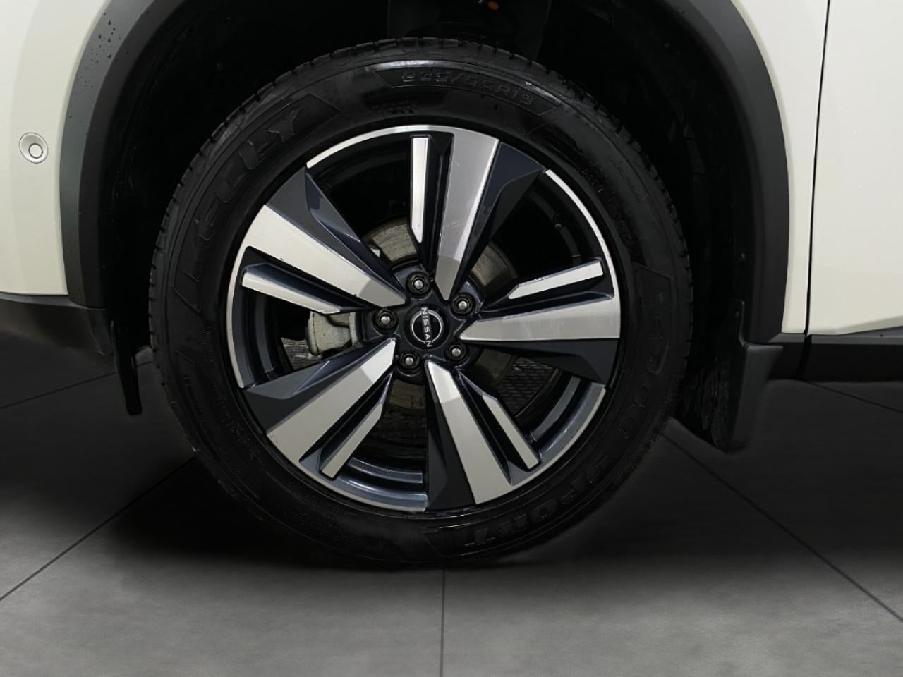 2023 Nissan Rogue AWD Platinum