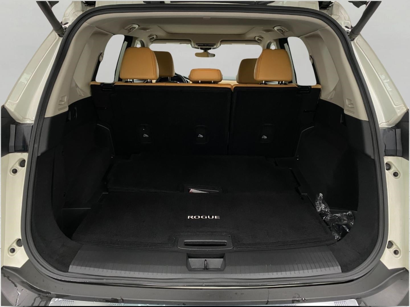 2023 Nissan Rogue AWD Platinum