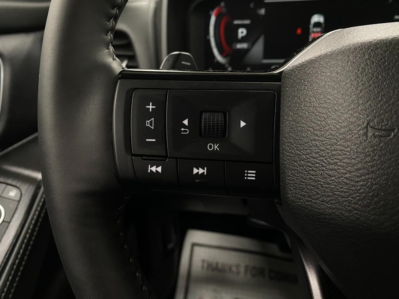 2025 Nissan Rogue AWD Platinum