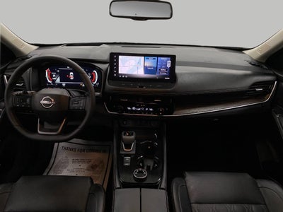 2025 Nissan Rogue AWD Platinum