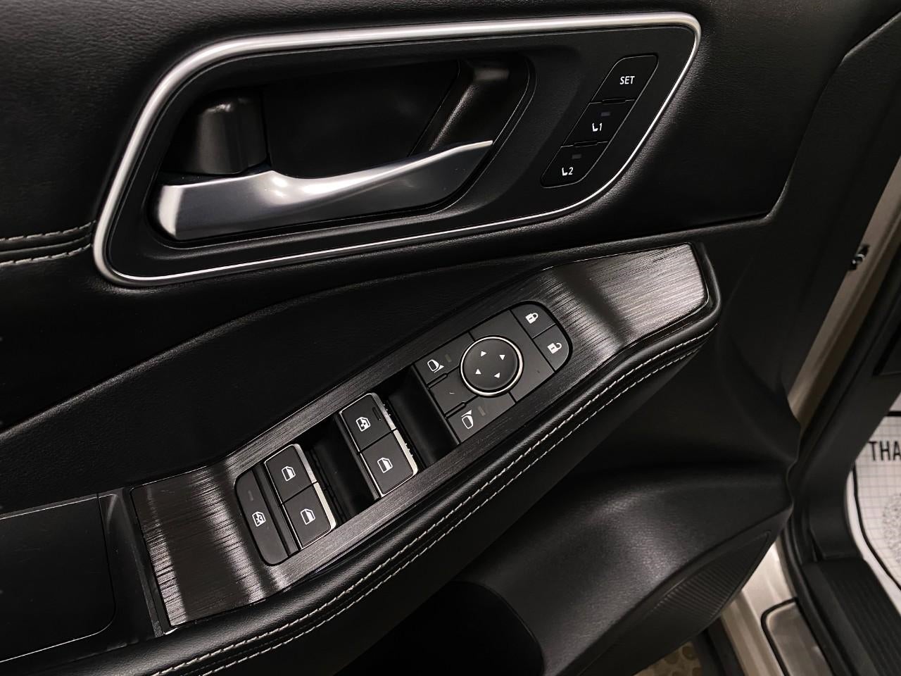 2025 Nissan Rogue AWD Platinum