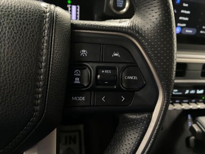 2025 Toyota 4Runner SR5 4WD