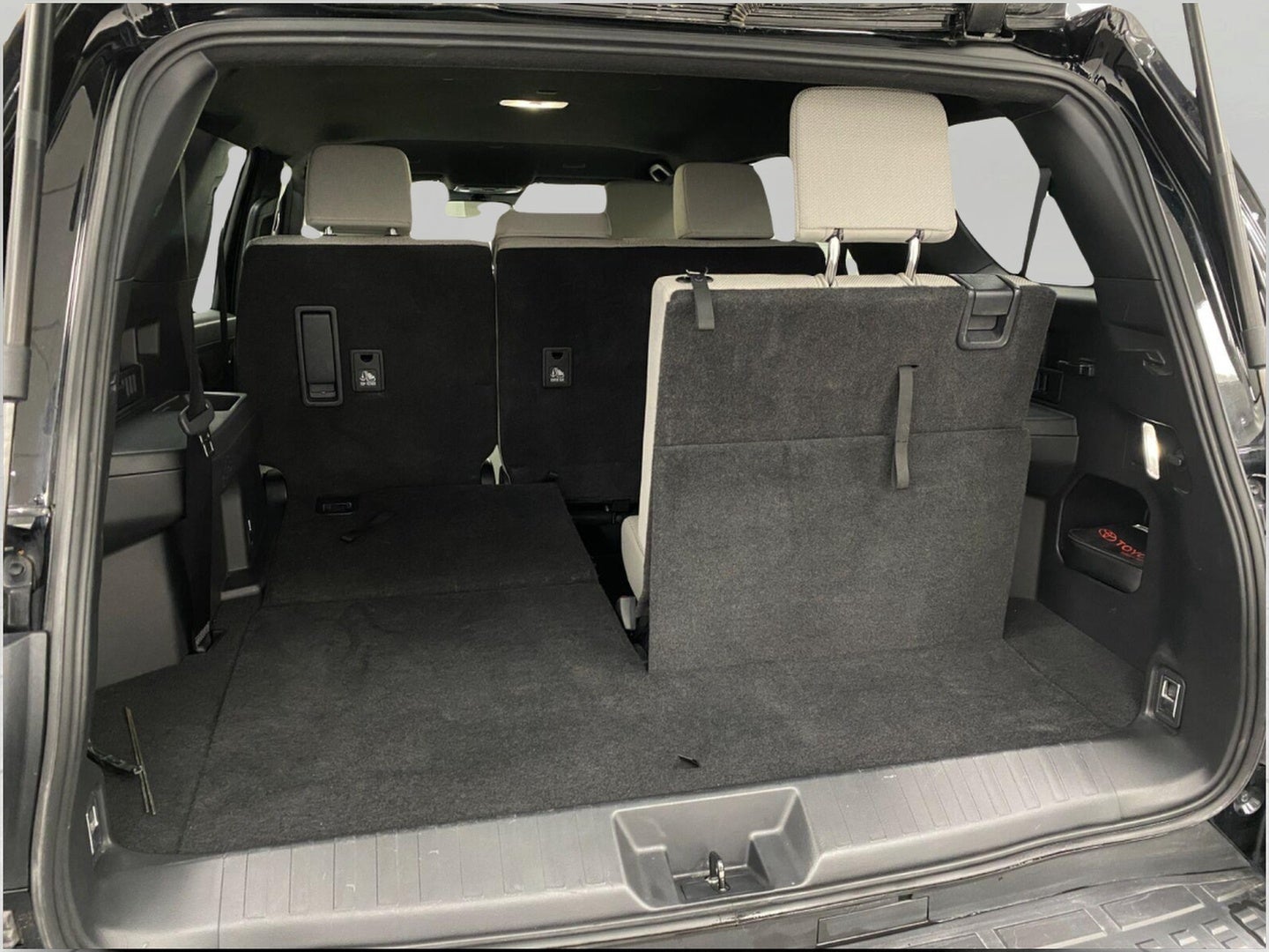 2025 Toyota 4Runner SR5 4WD
