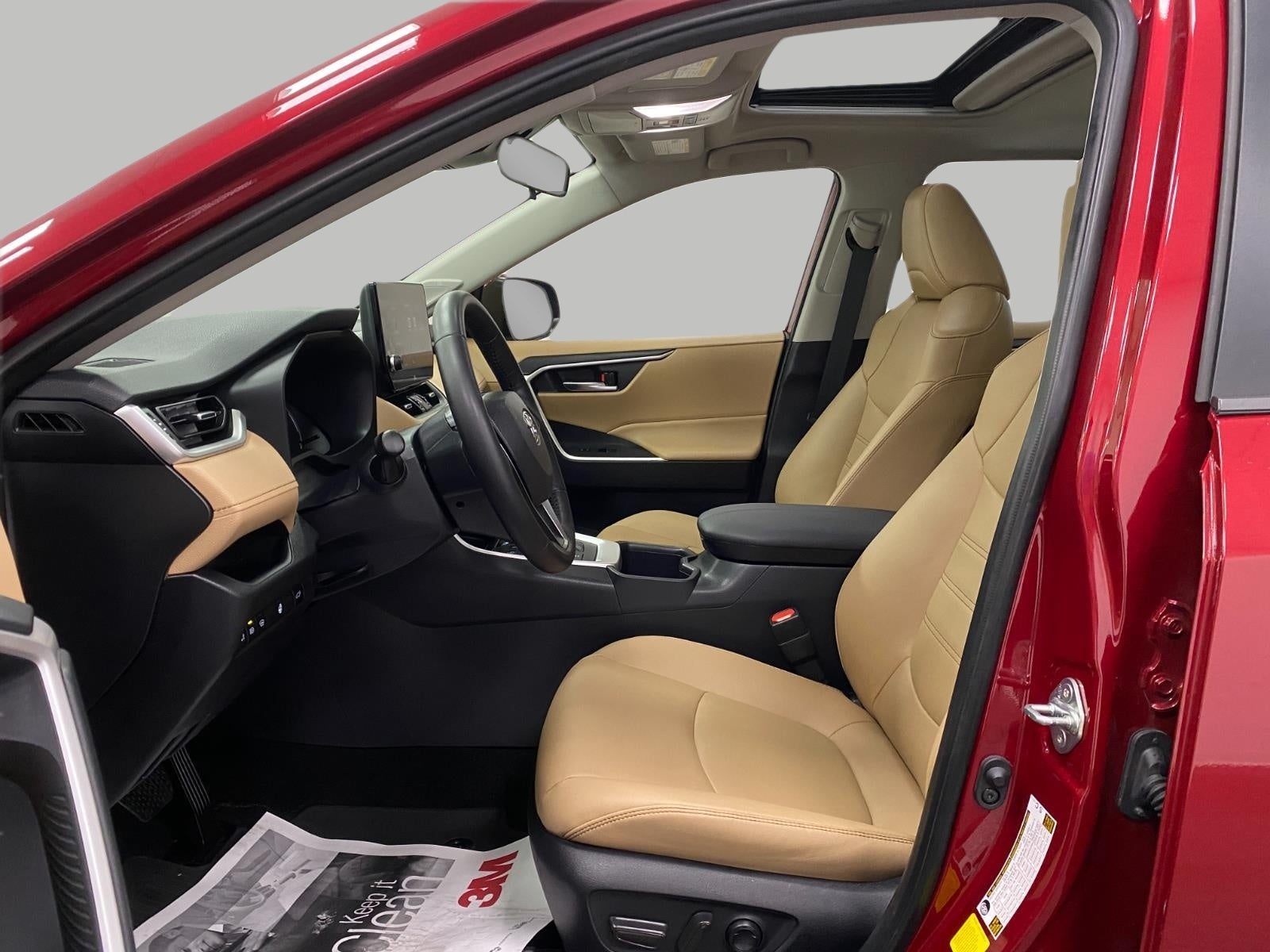 2025 Toyota RAV4 Hybrid XLE Premium AWD