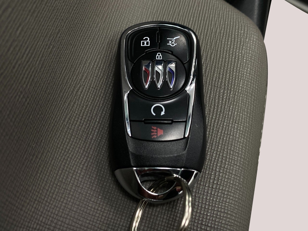 2024 Buick Envista FWD 4dr Avenir