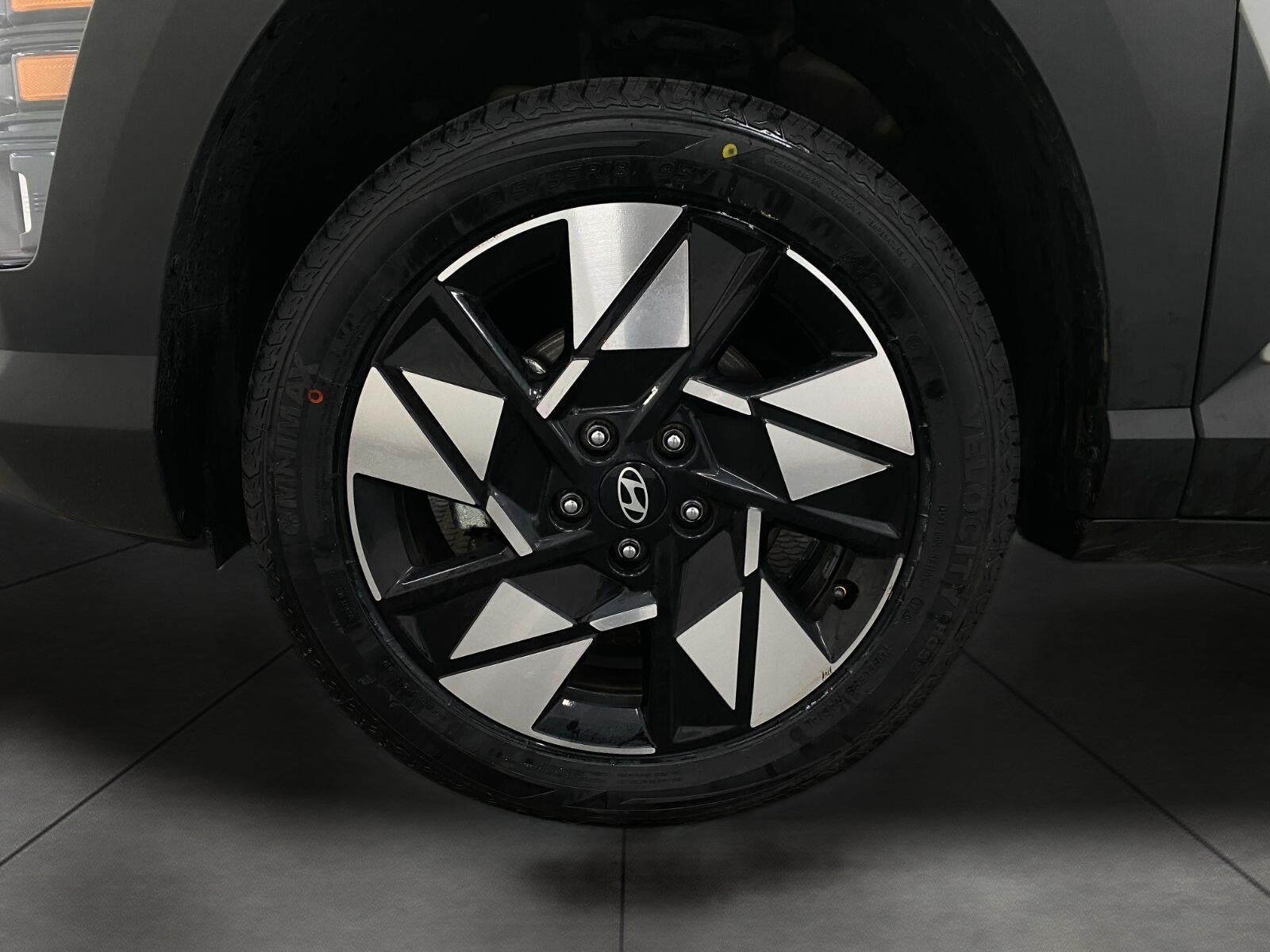 2024 Hyundai KONA SEL AWD