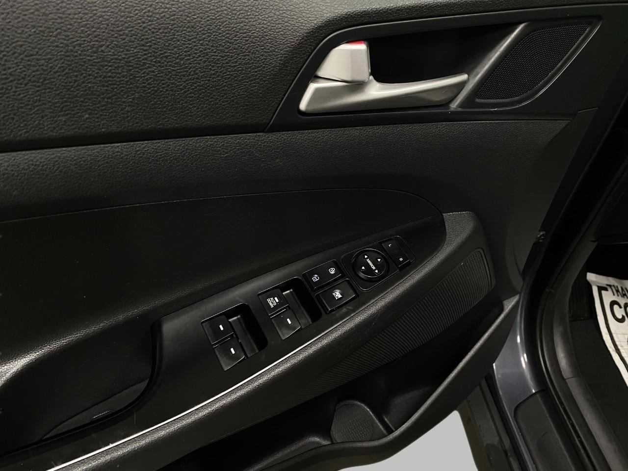 2021 Hyundai TUCSON SE AWD