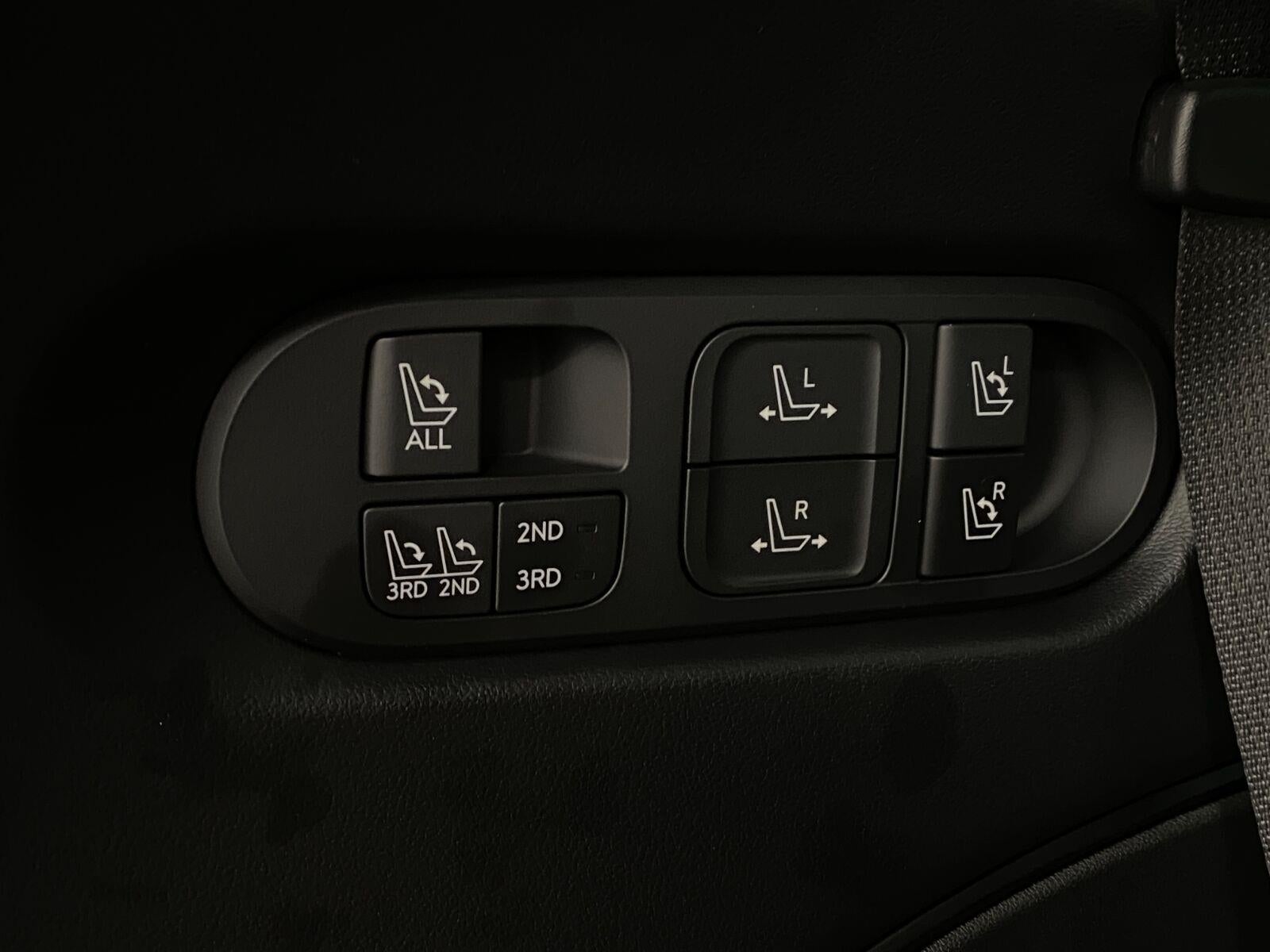 2027 Hyundai PALISADE HYBRID Calligraphy Black Ink