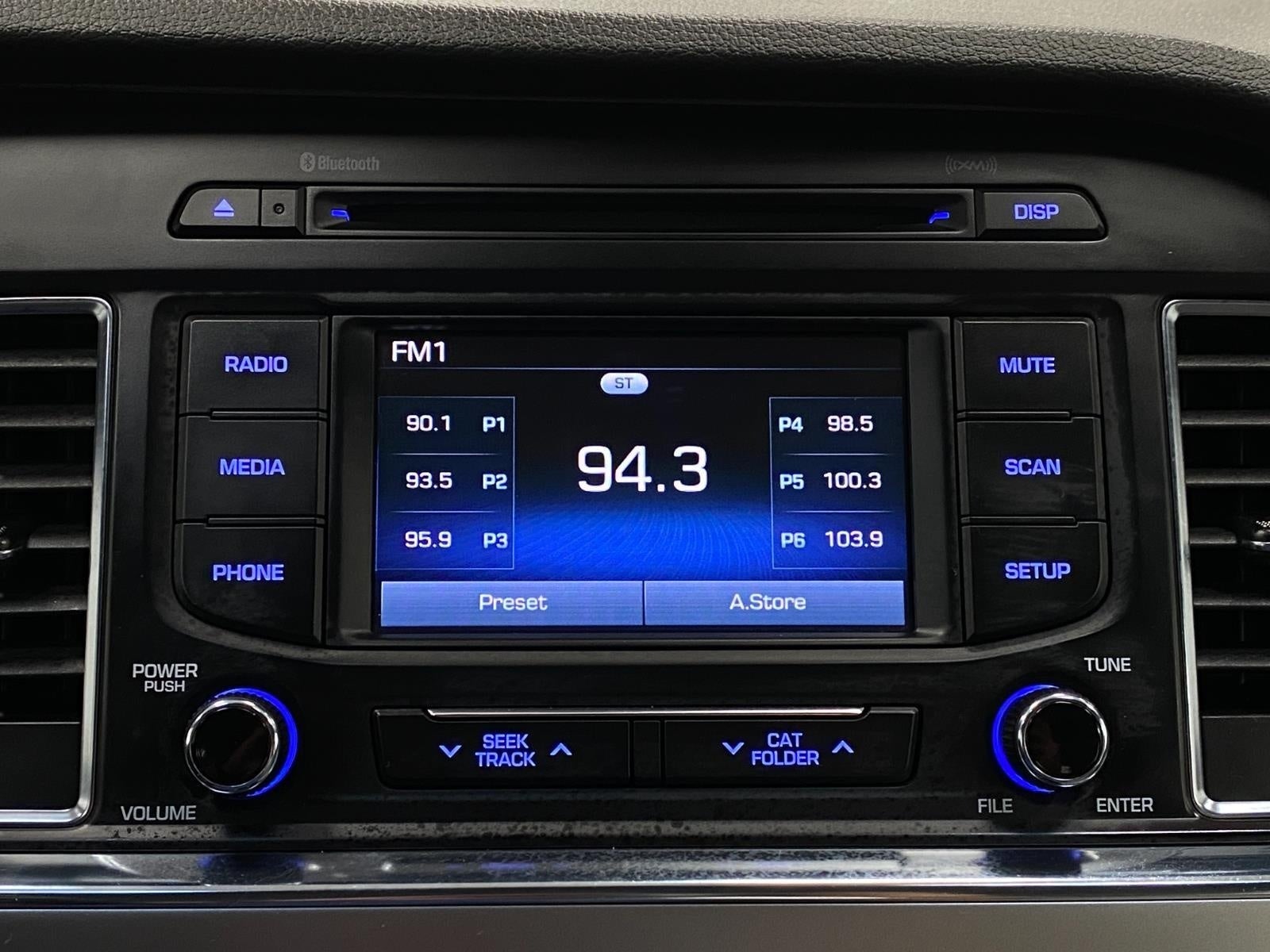 2016 Hyundai SONATA HYBRID 4Dr Sdn SE