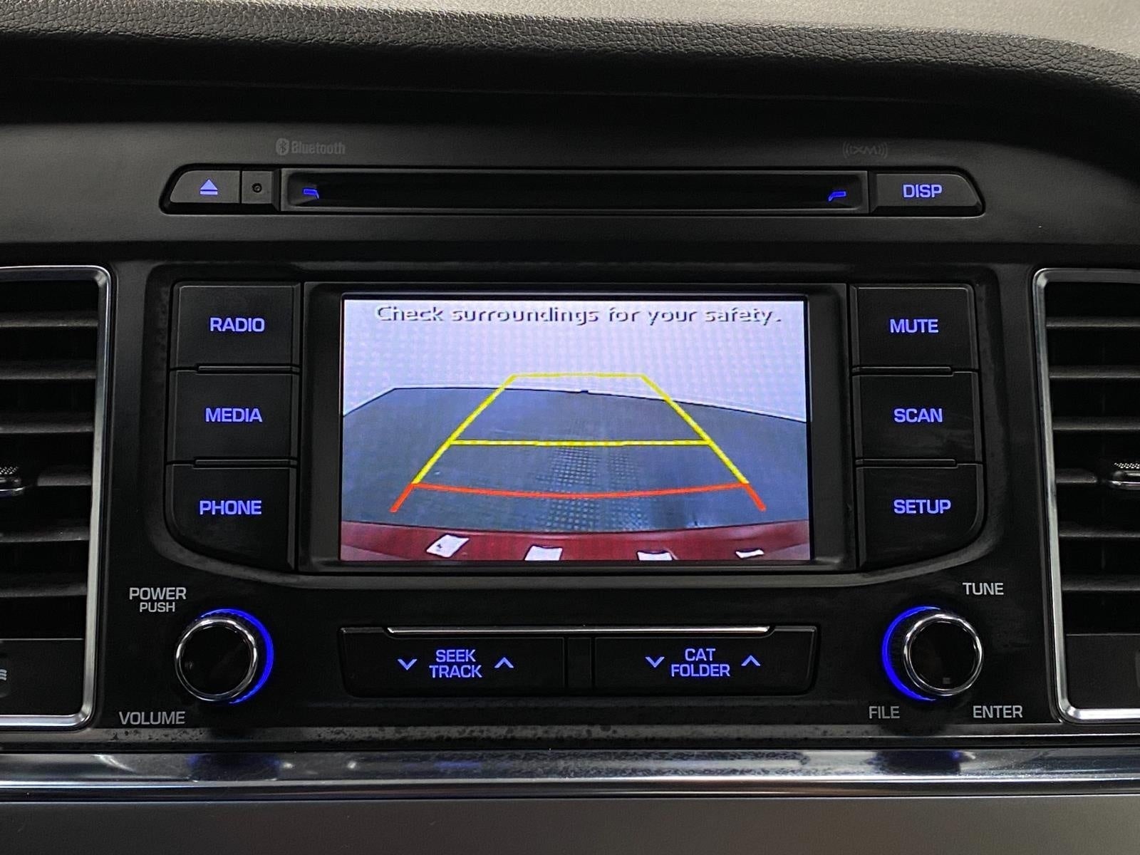 2016 Hyundai SONATA HYBRID 4Dr Sdn SE