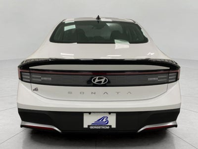 2026 Hyundai SONATA SE