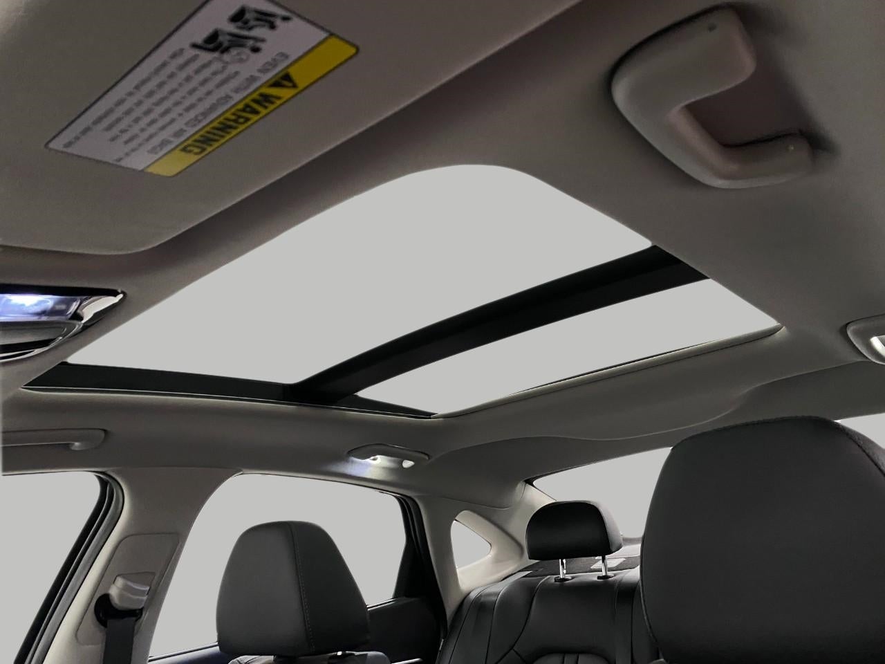 2025 Hyundai SONATA HYBRID Limited FWD