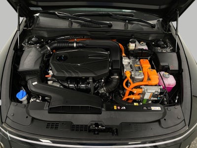 2025 Hyundai SONATA HYBRID Limited FWD