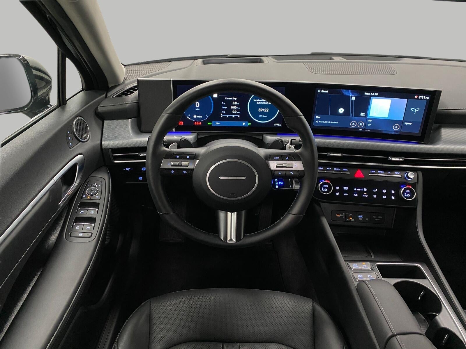 2025 Hyundai SONATA HYBRID Limited FWD