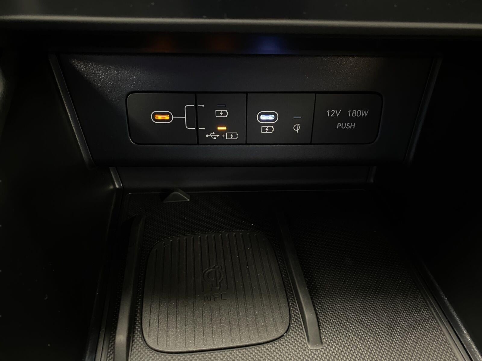 2025 Hyundai SONATA HYBRID Limited FWD