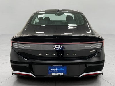2025 Hyundai SONATA HYBRID Limited FWD