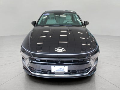 2025 Hyundai SONATA HYBRID Limited FWD