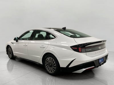 2025 Hyundai SONATA HYBRID Limited FWD