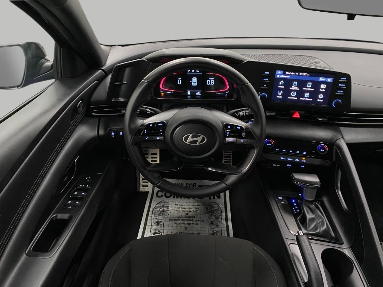 2025 Hyundai ELANTRA SEL Convenience IVT