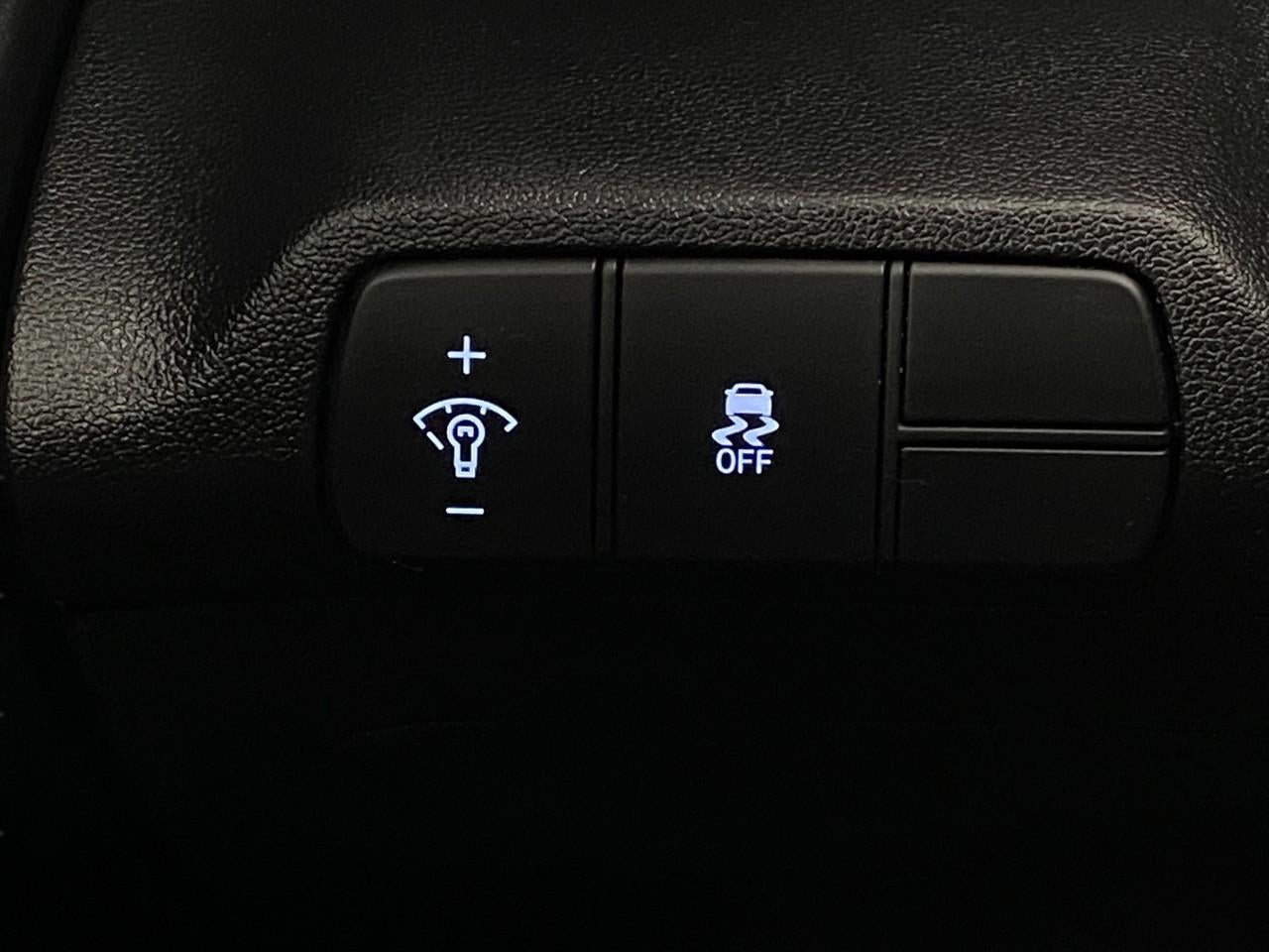 2025 Hyundai ELANTRA SEL Convenience IVT