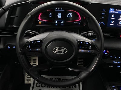 2025 Hyundai ELANTRA SEL Convenience IVT