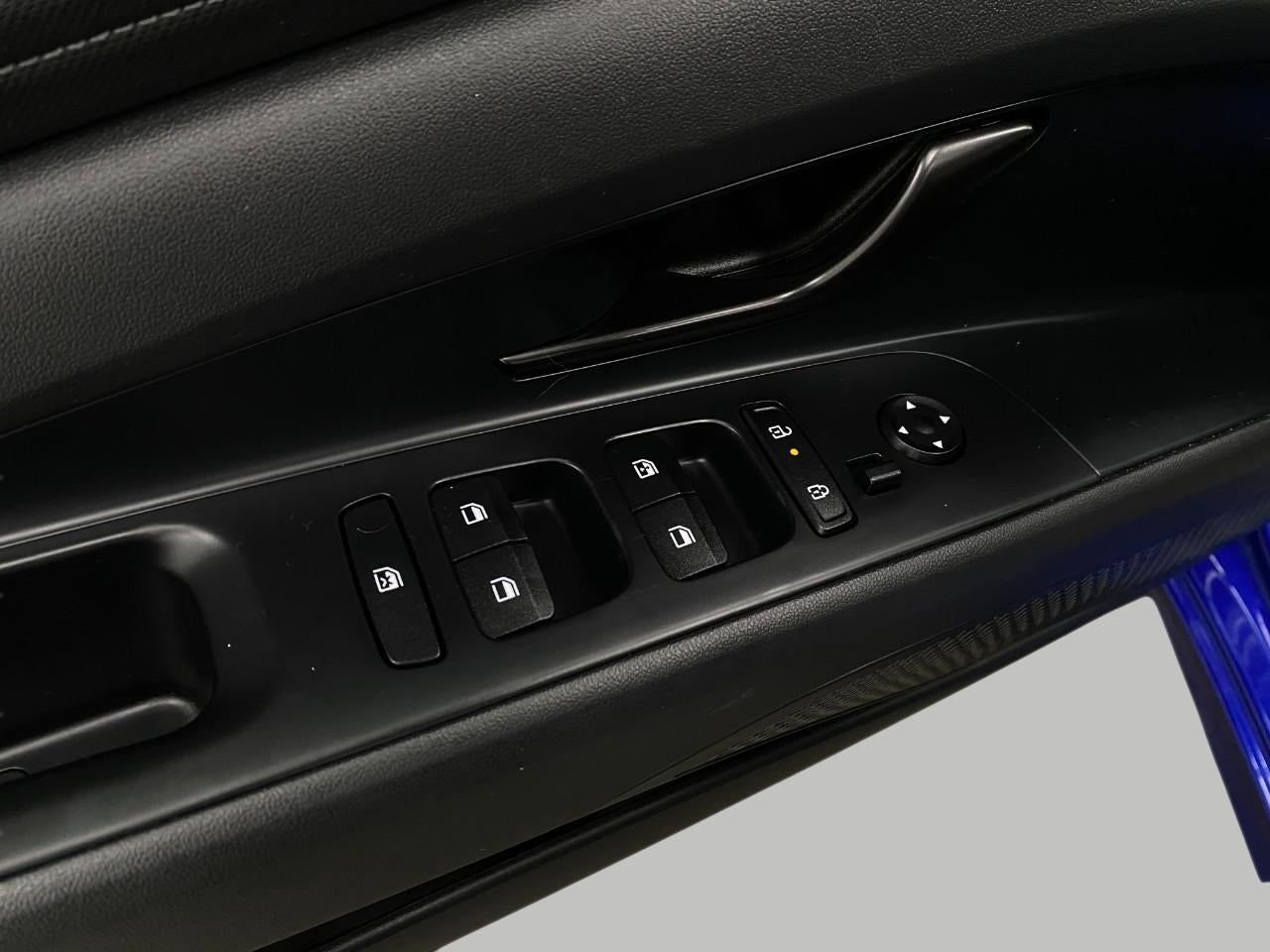 2025 Hyundai ELANTRA SEL Convenience IVT