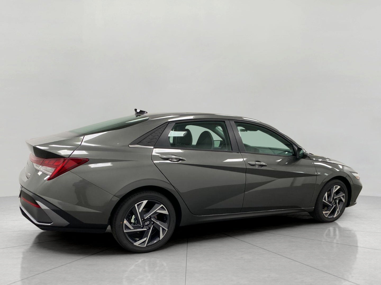 2026 Hyundai ELANTRA SEL Sport Plus Sedan