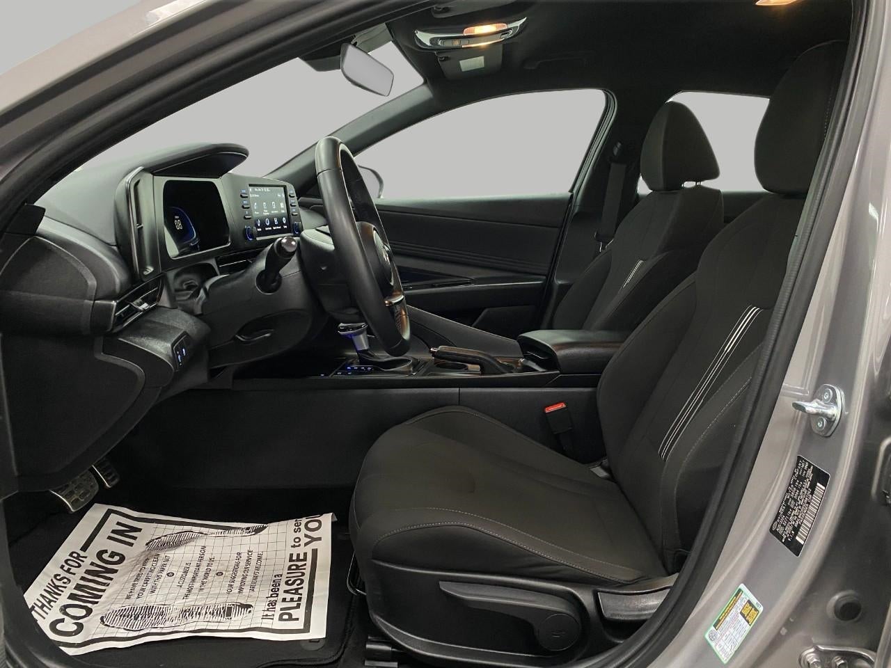 2025 Hyundai ELANTRA SEL Sport IVT