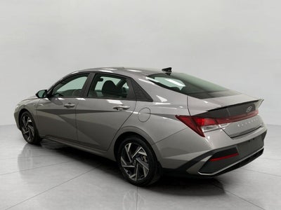 2025 Hyundai ELANTRA SEL Sport IVT