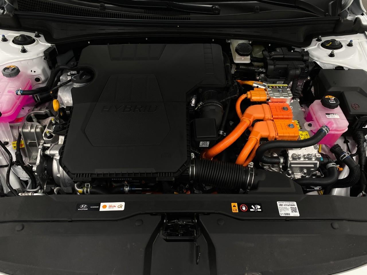 2026 Hyundai ELANTRA HYBRID SEL Sport