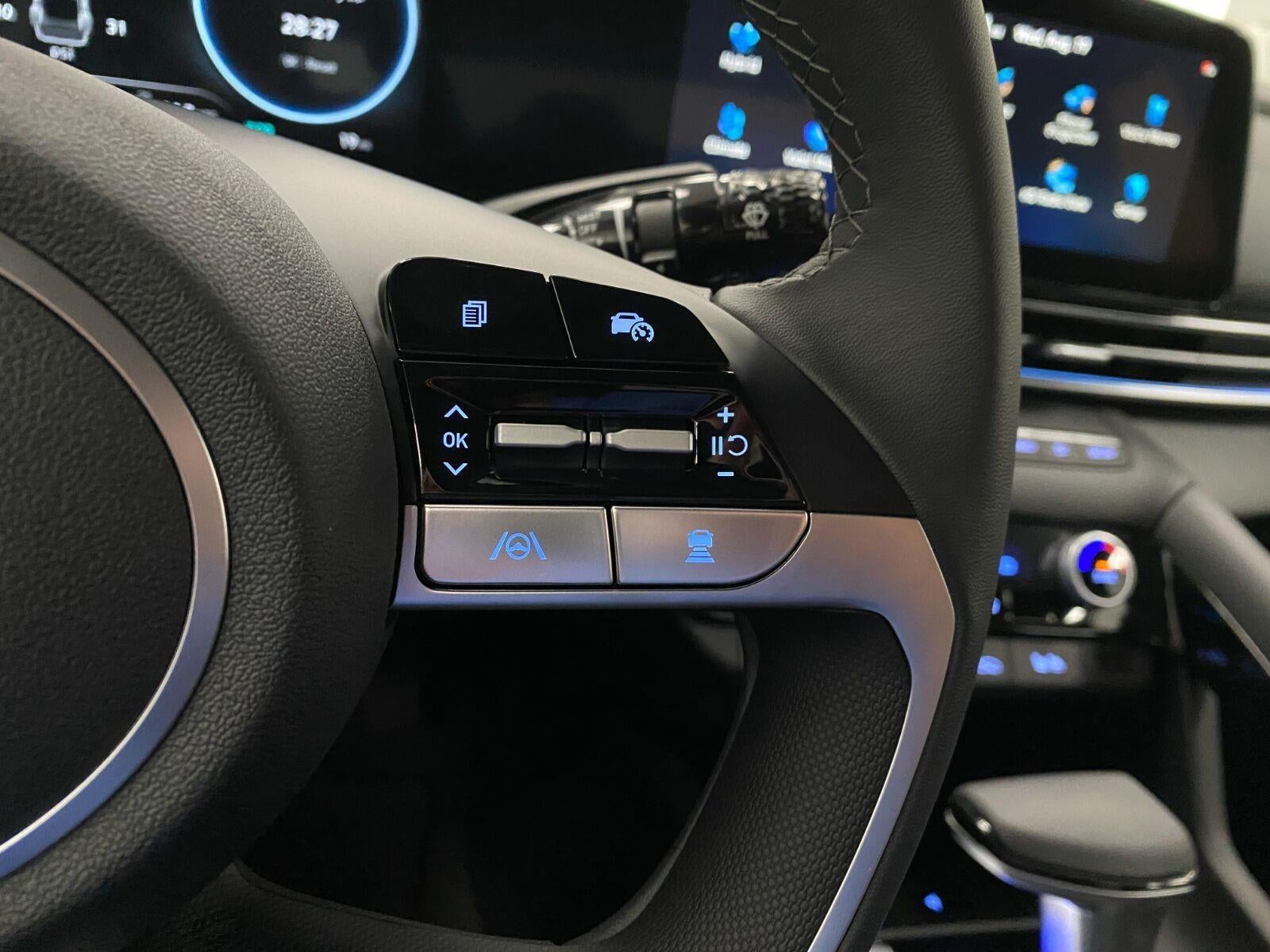 2026 Hyundai ELANTRA HYBRID Limited
