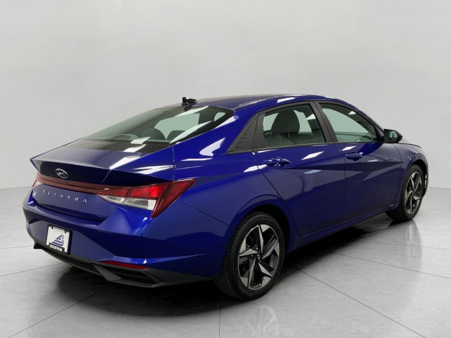 2023 Hyundai ELANTRA SEL IVT