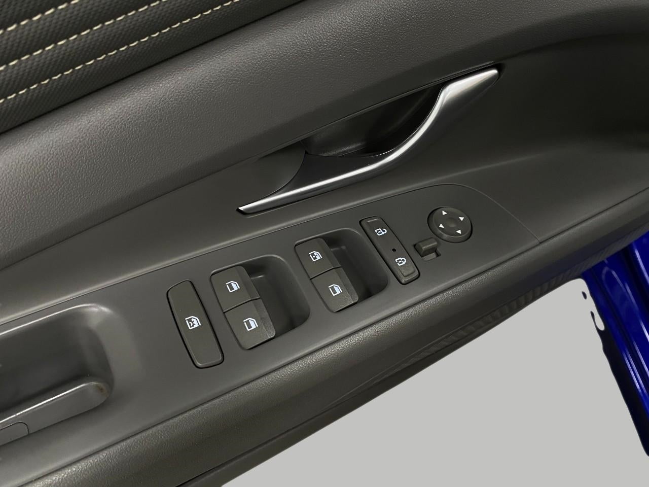 2023 Hyundai ELANTRA SEL IVT