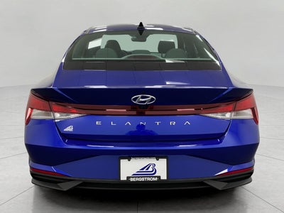 2023 Hyundai ELANTRA SEL IVT