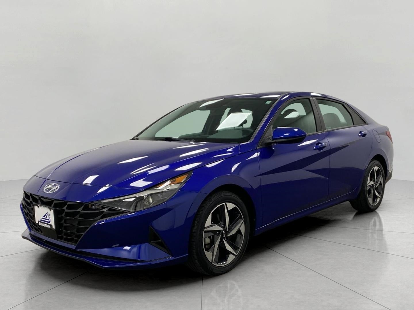 2023 Hyundai ELANTRA SEL IVT