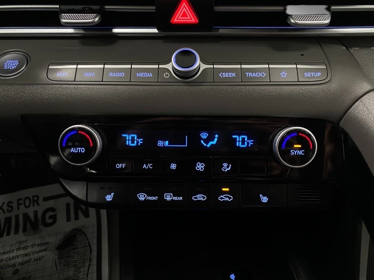2025 Hyundai ELANTRA SEL Convenience IVT